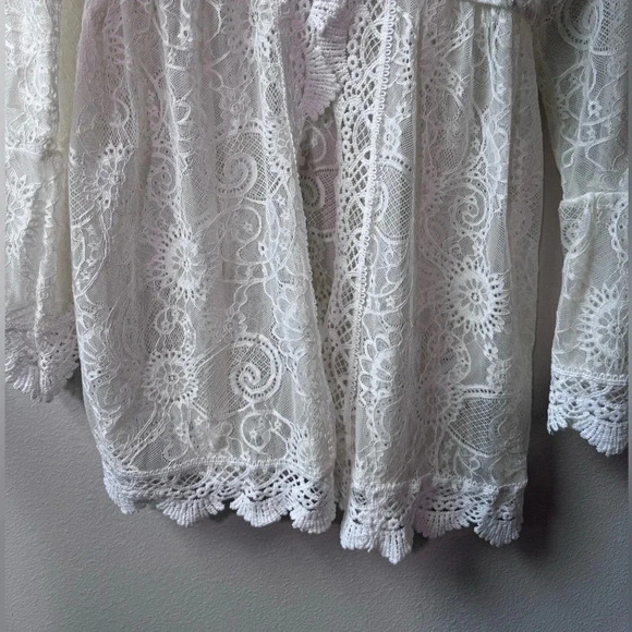 Cupshe Women’s Lace V-Neck swimsuit coverup - white/ivory, OSFM - Picture 3 of 5